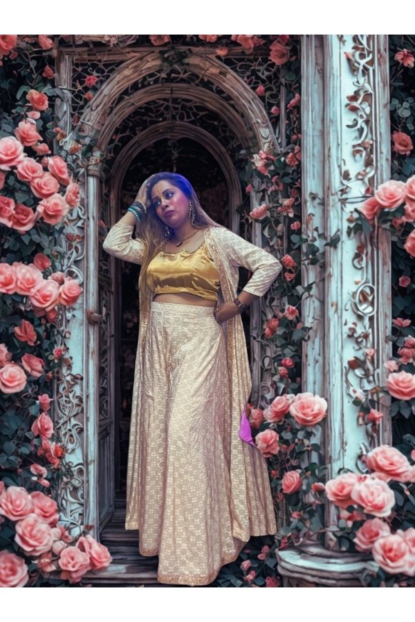 peach flare plazo with golden crop top - Image 5