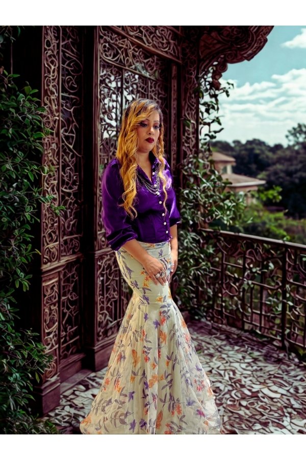 fish cut skirt with crop shirt - Image 5