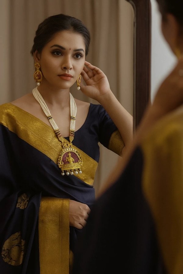 Traditional South Indian temple jewellary necklace set with deity pendant & pearl danglers -MElegant